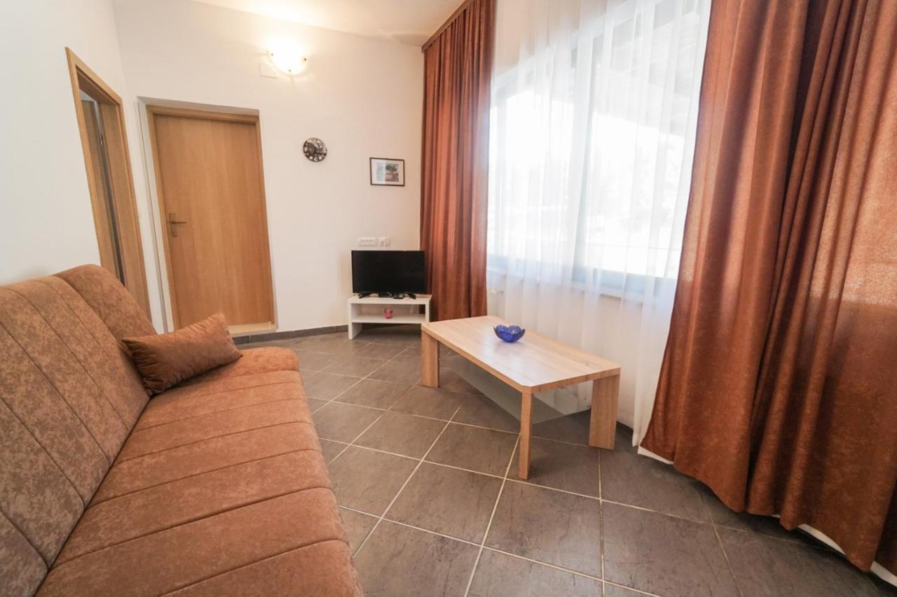 Apartments Mira Savudrija Crveni Vrh Εξωτερικό φωτογραφία
