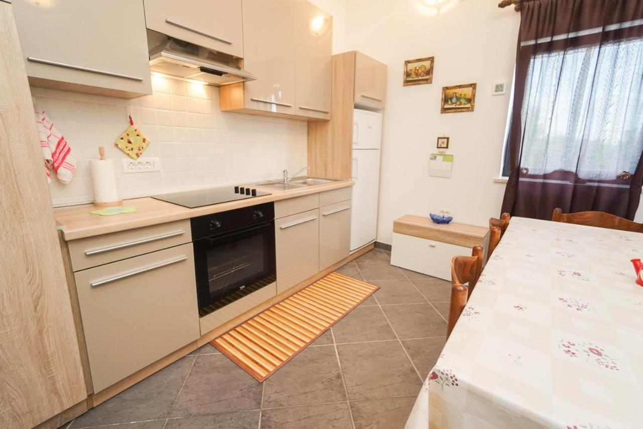 Apartments Mira Savudrija Crveni Vrh Εξωτερικό φωτογραφία