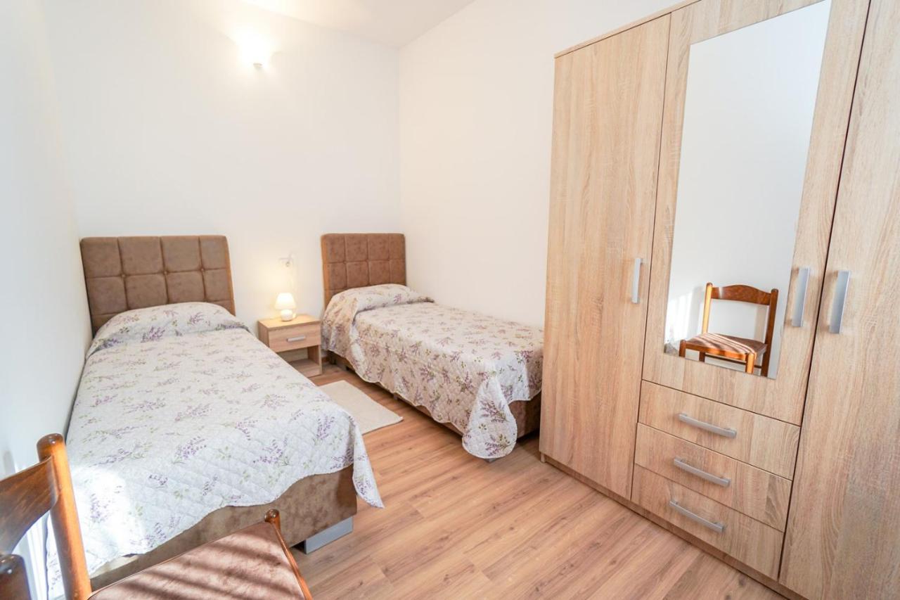 Apartments Mira Savudrija Crveni Vrh Εξωτερικό φωτογραφία
